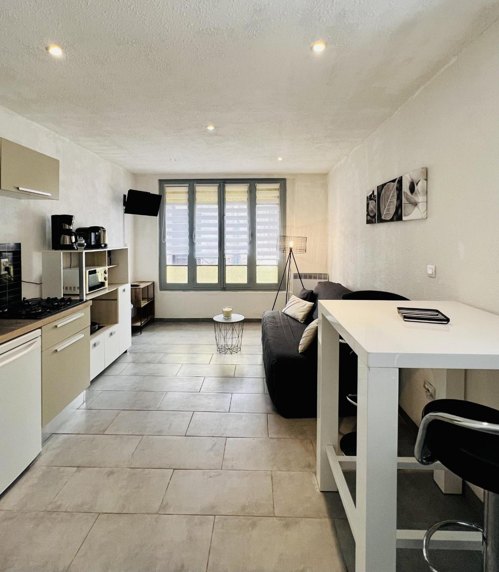 L'Ancienne Berlingotiere Apartment Pezenas Luaran gambar